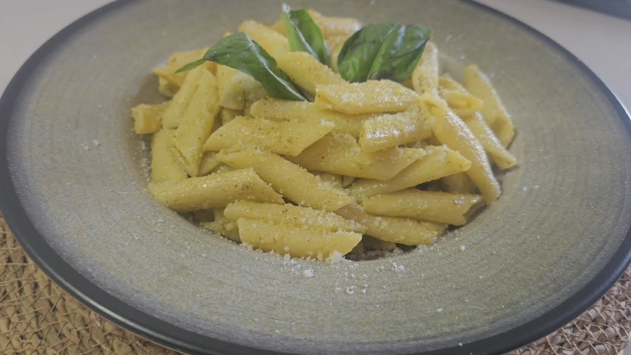 Pesto Soslu  Kremalı Makarna 🍝 (Tarifi Yorumlarda)
