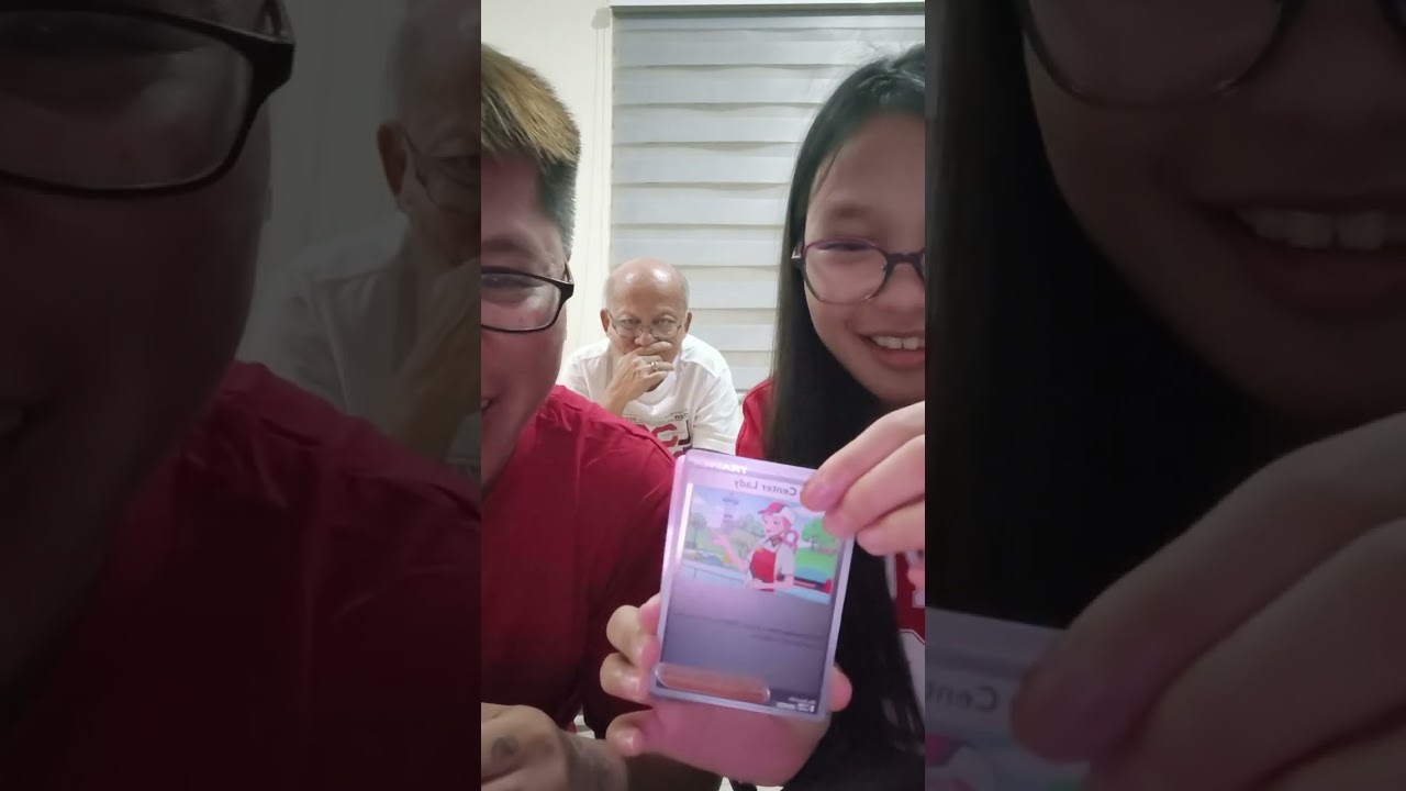 Christmas Pokemon TCG ripping.