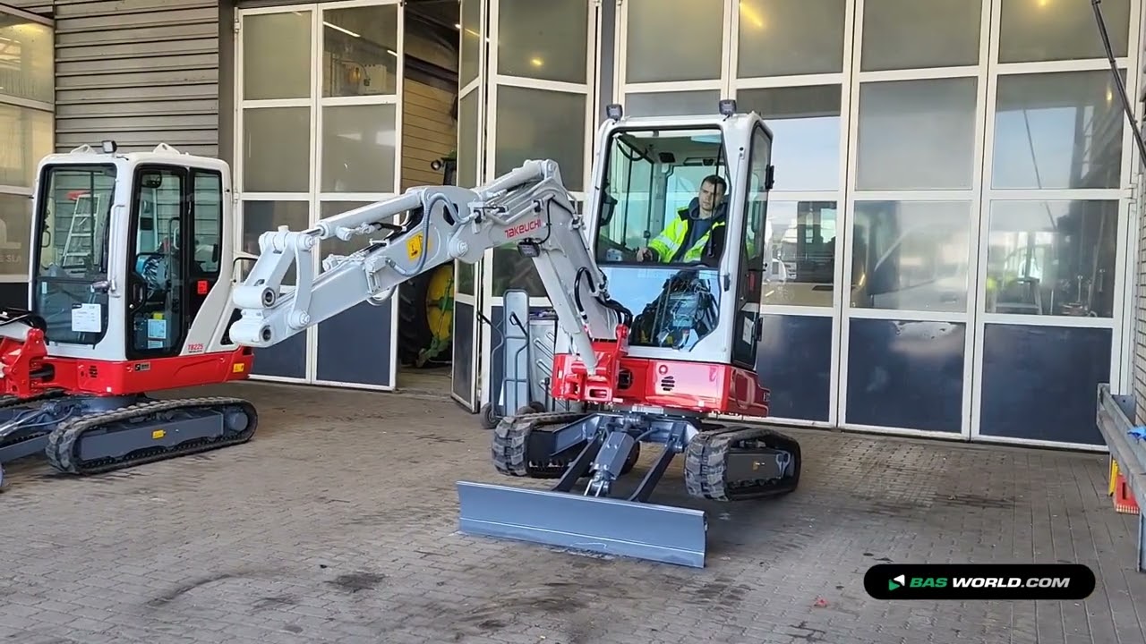 70203958 Takeuchi TB325 R