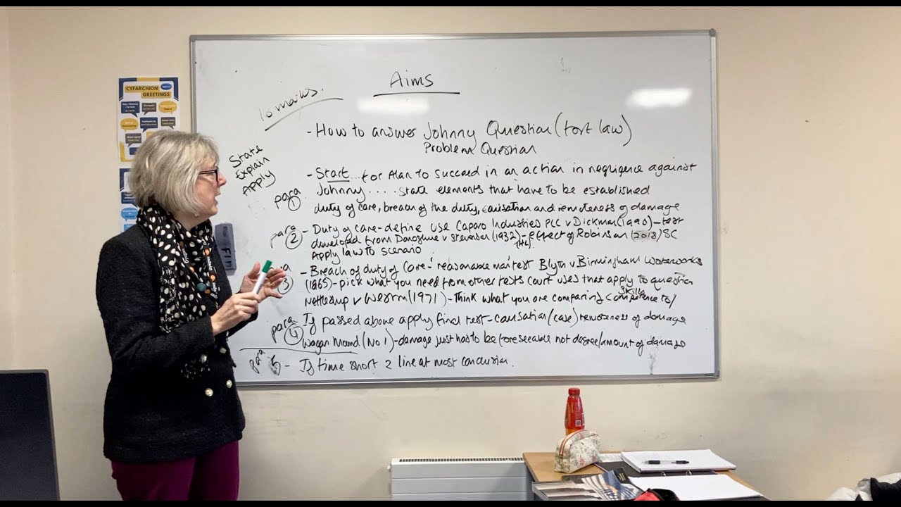 A Level Law: How to answer a problem question on negligence.