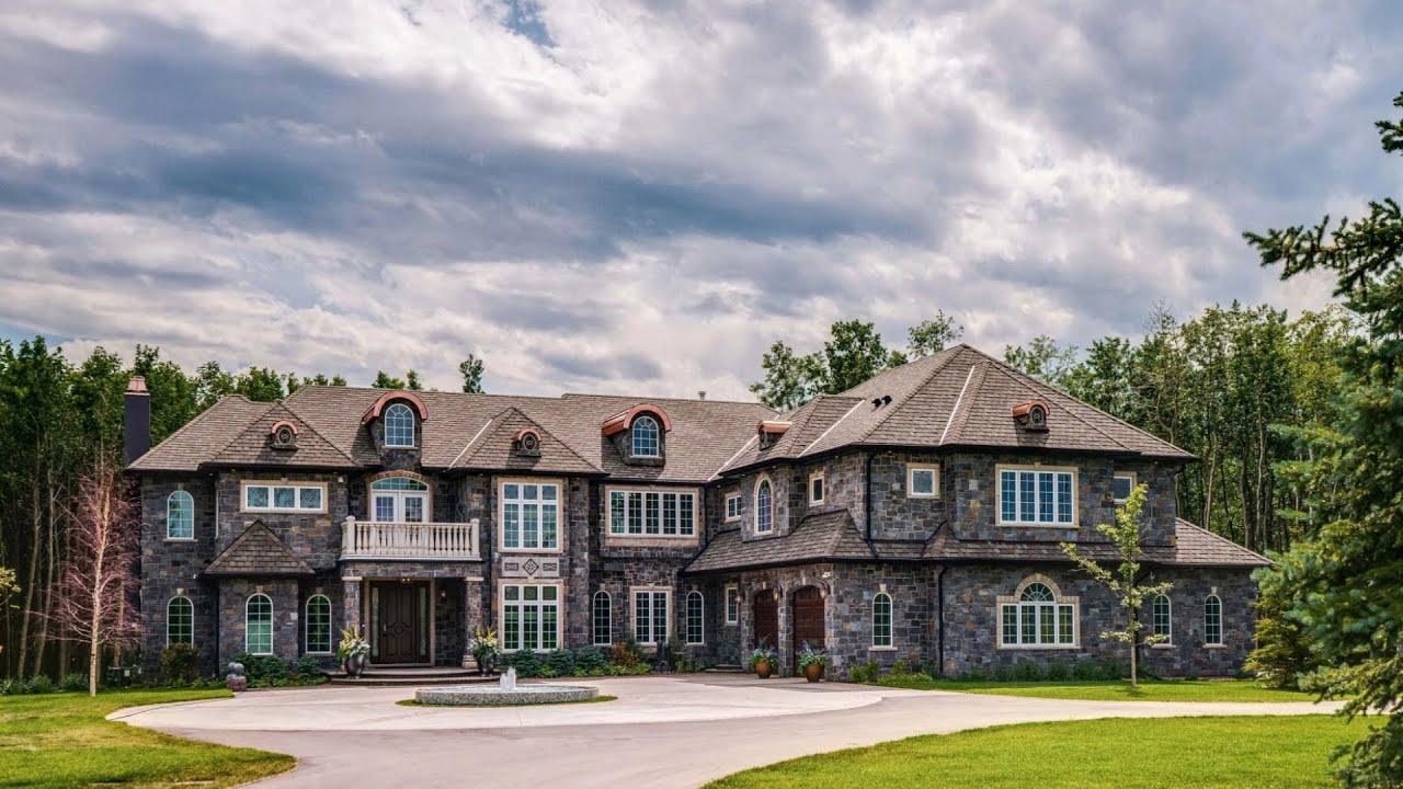 Greystone Manor | Calgary, Alberta, Canada