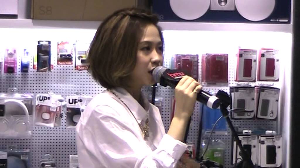 Vivian 陳慧敏 現場精彩 演 譯  航道  小人物 @HMV20@Element (27082014 )