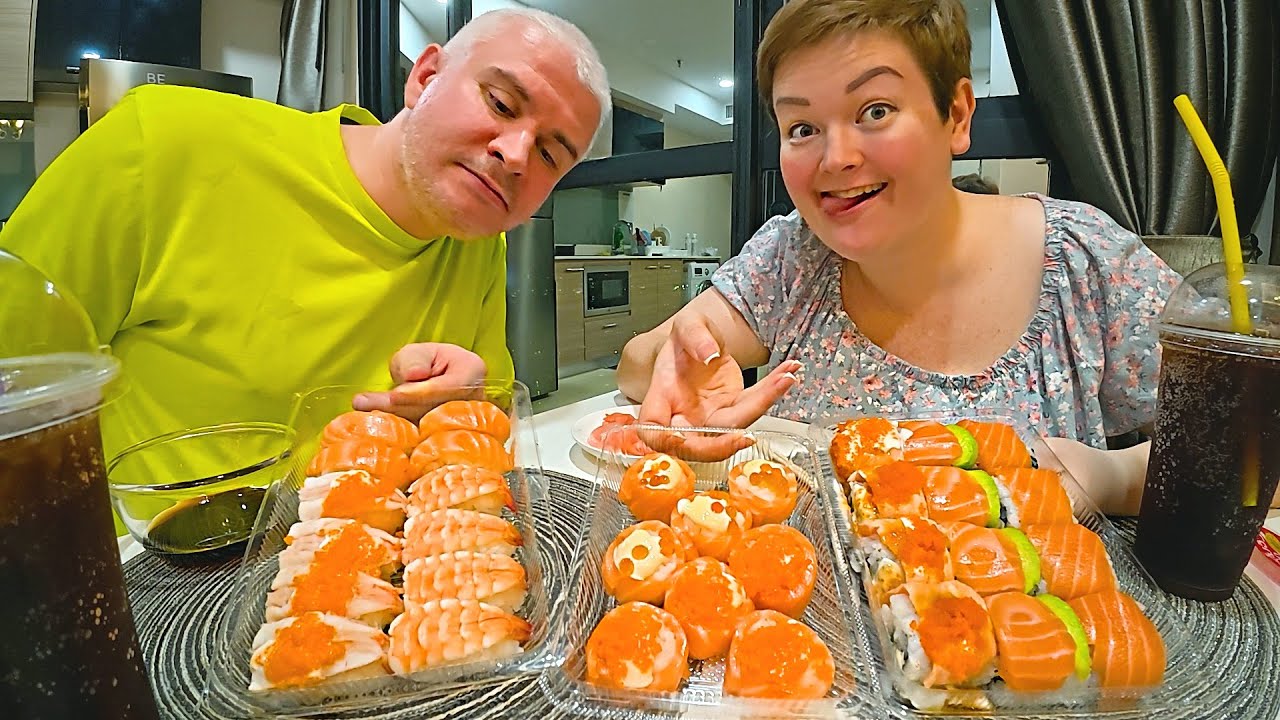 Мукбанг пятничный ОБЖОР роллы и СУШИ! Самые ВКУСНЫЕ и ОГРОМНЫЕ только в Таиланде! Болталка и ужин