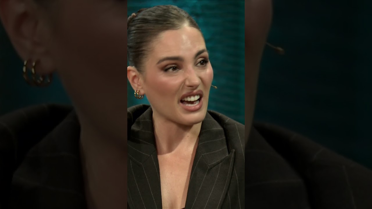 Andrea Duro responde las preguntas cl&aacute;sicas | #LaRevuelta 15.10.2025