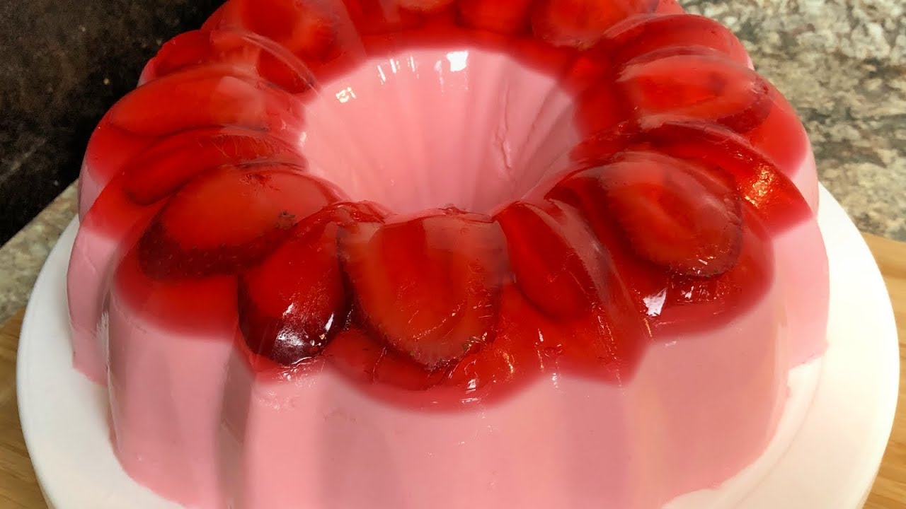GELATINA DE YOGURT DE FRESA