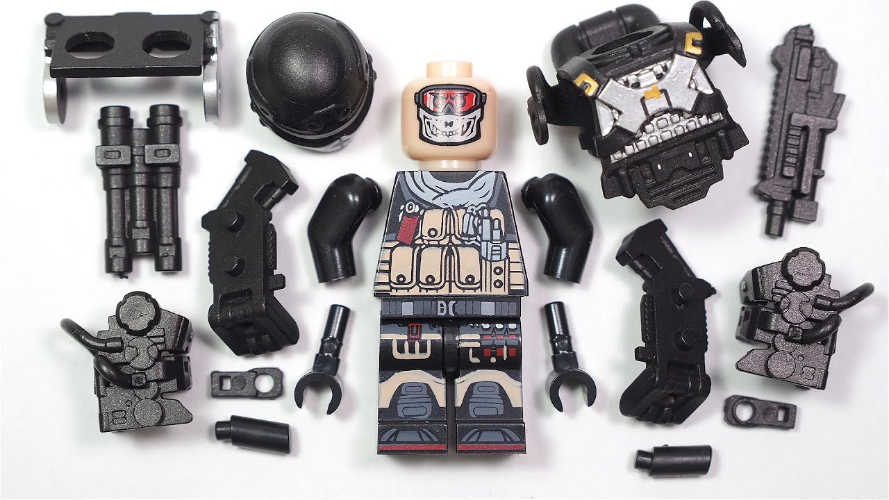 LEGO Edge of Tomorrow's Armored ExoSuits | Tom Cruise Unofficial Lego Minifigure