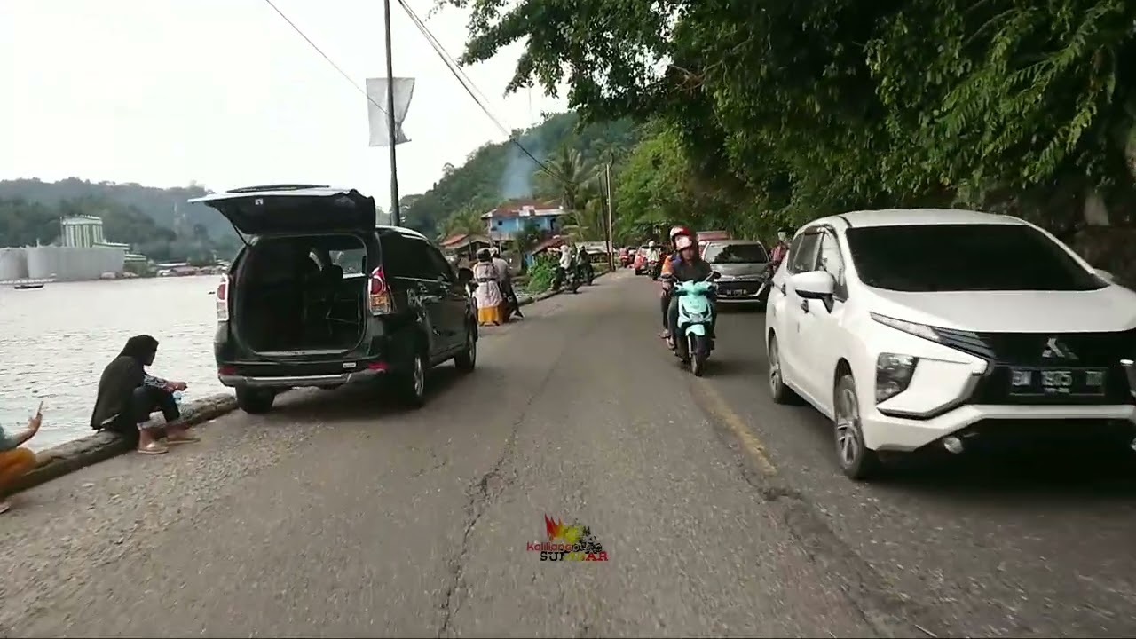 Bukit Lampu Menuju Teluk Bayur Padang di Iringi Lagu Minang