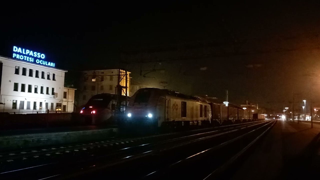 Dp Vossloh Eurolight 284 002 departing  Reggio Emilia (twice)