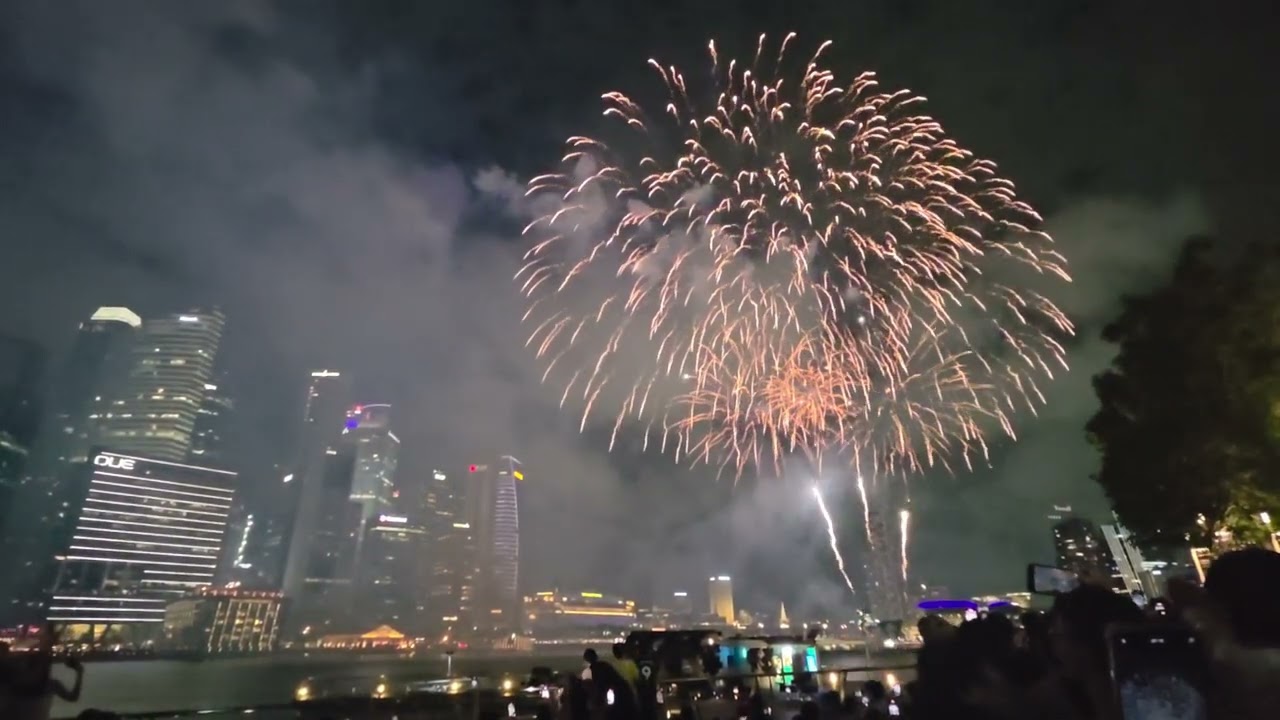 14/03/2026 Disney Cruise Line Fireworks @Marina Bay Sands 