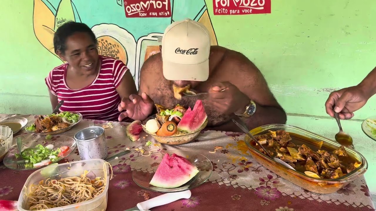 Bora almoçar galerinha 