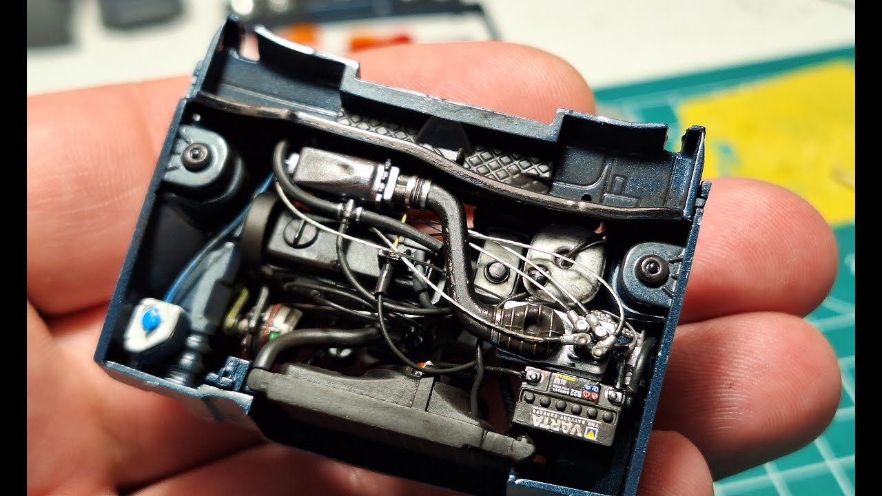 VW Golf GTi Pirelli Revell 1/24 Part-2