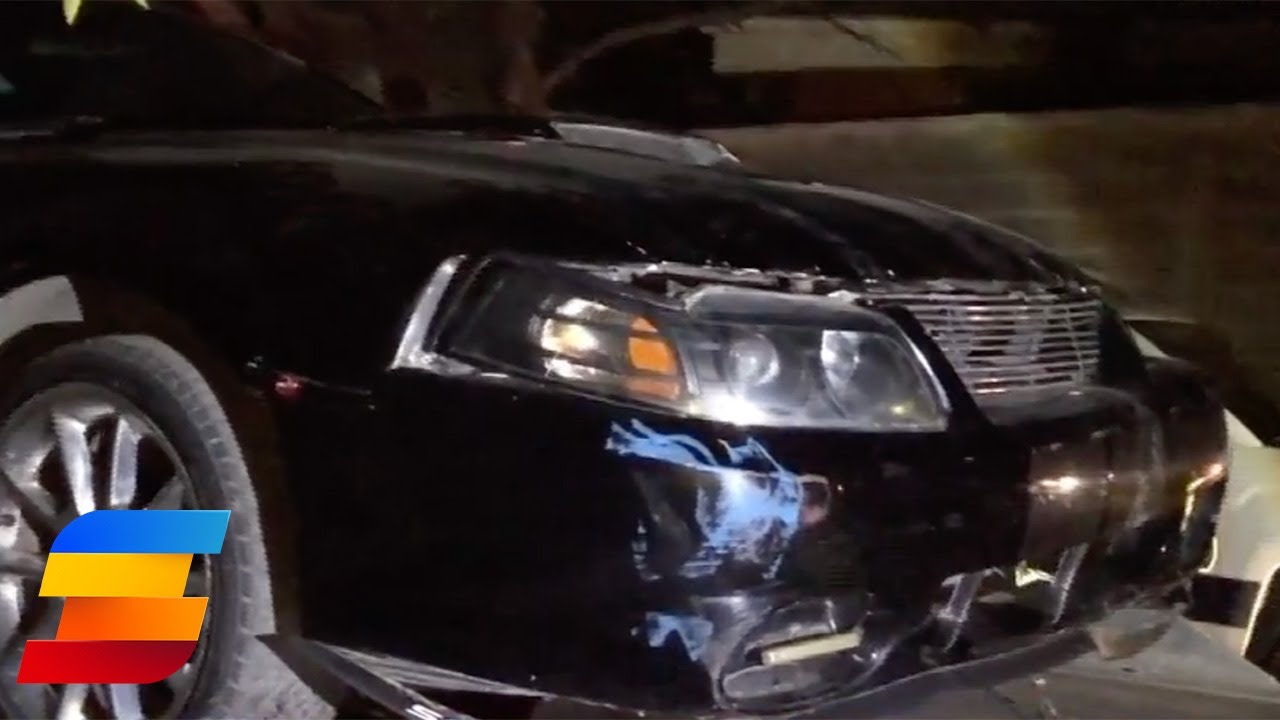 Pareja choca contra escuela en Ciudad las Torres