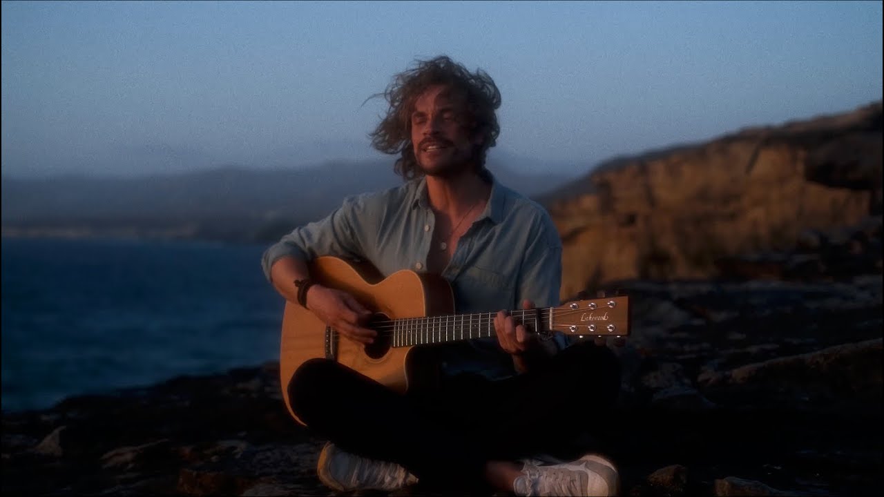 twocolouredman - Into The Ocean | Acoustic Version (Official Music Video)