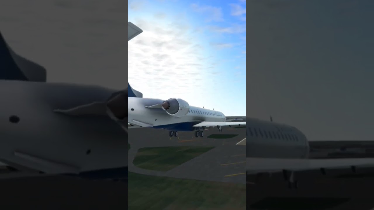 Bombardier landing *Rip landing gear* #plane #collection #qatarairways #game #planespotting #gaming