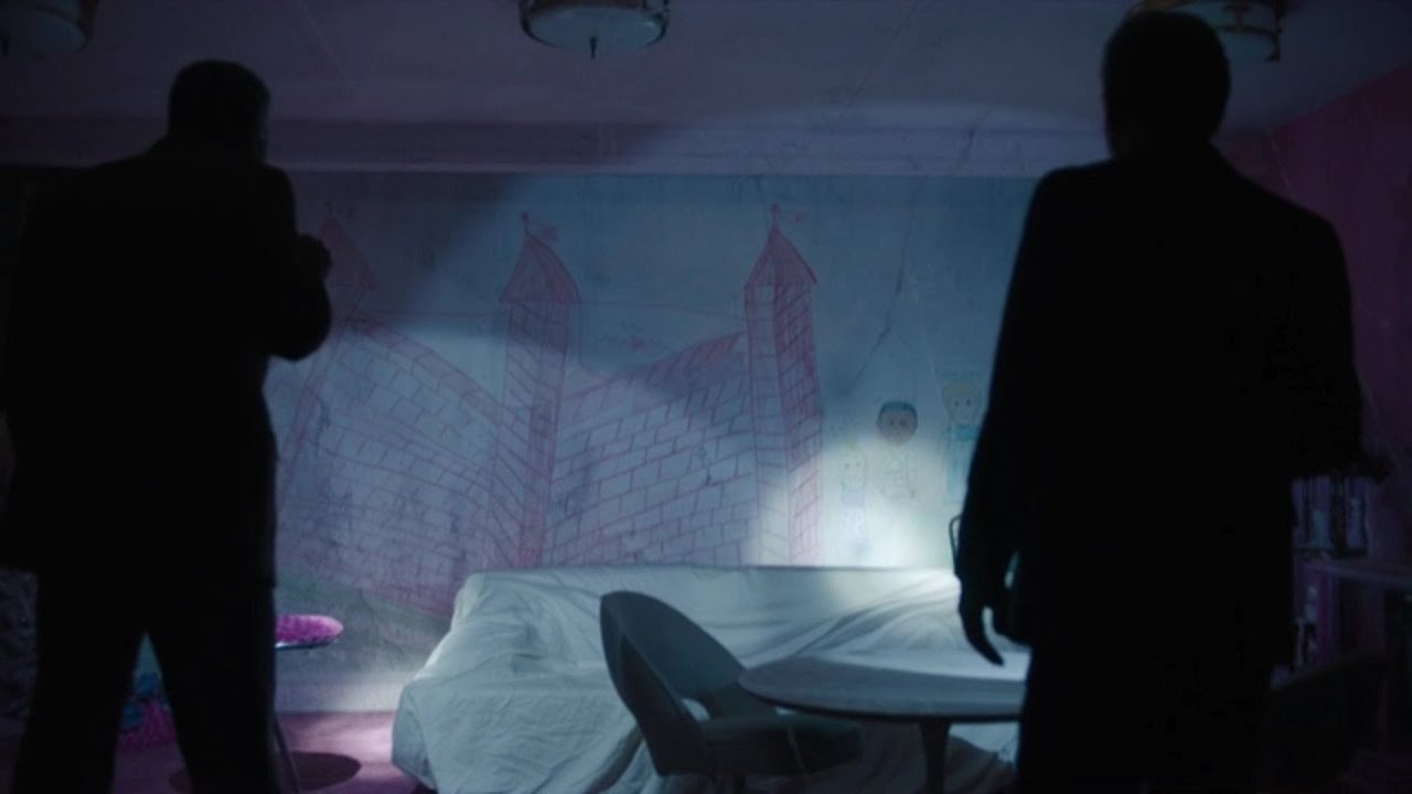 Wayne & Roland find the pink room • True Detective • Season 3 Episode 8 "Now Am Found"