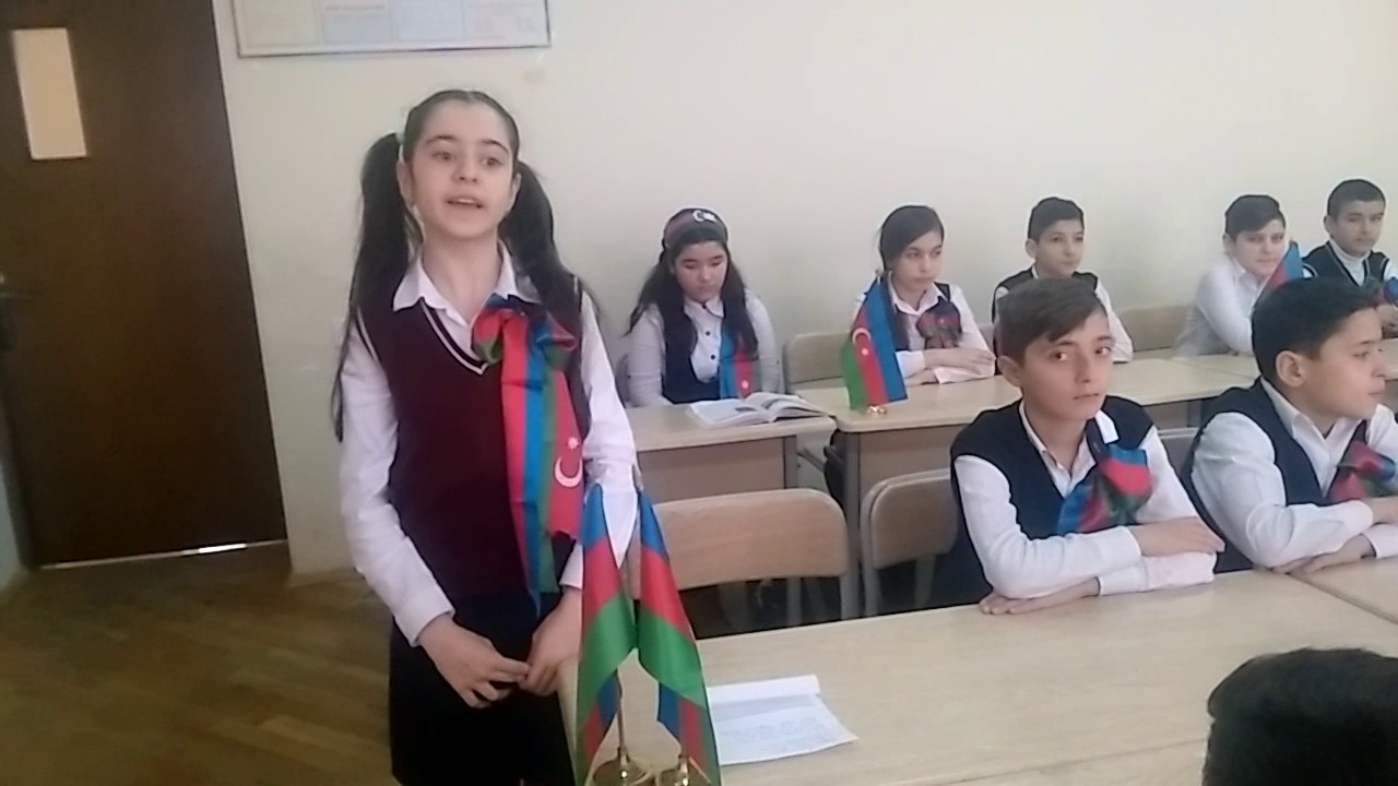 140 sayli  orta mekteb.Bayraq gunu