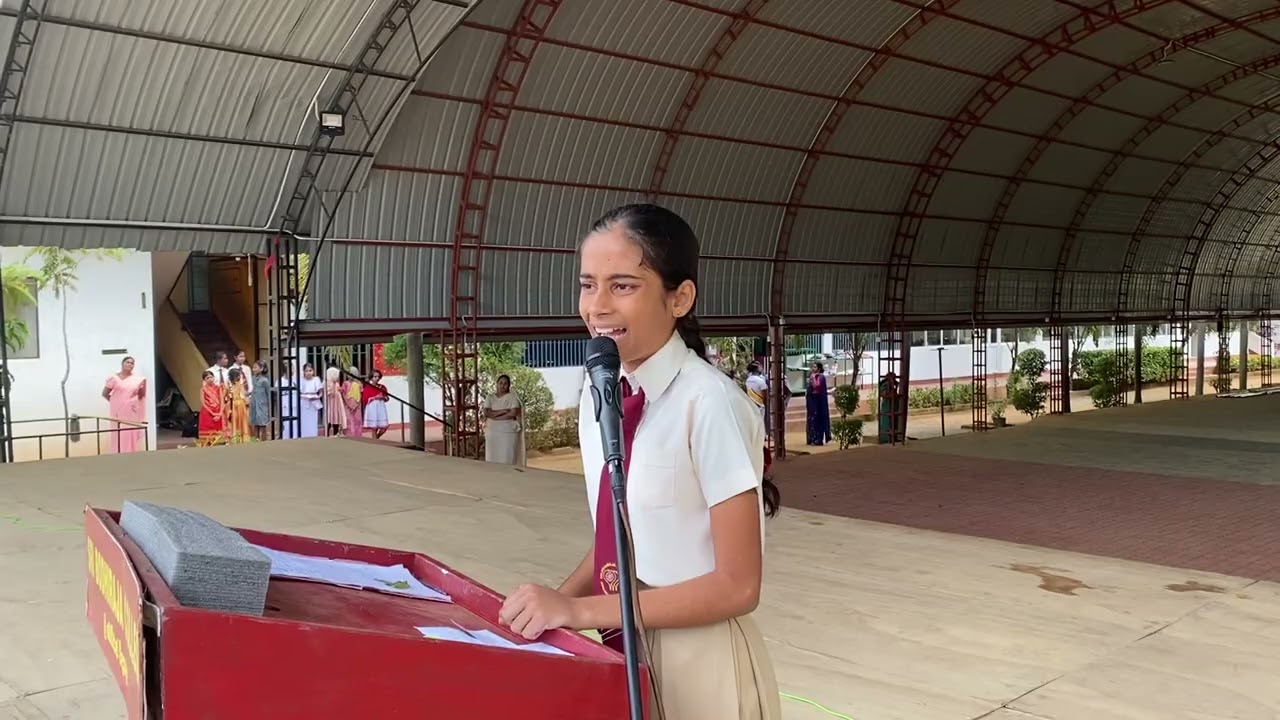නිදහස් උත්සවයක ඇහුණ ලස්සනම කතාව - සෙනුකි 
