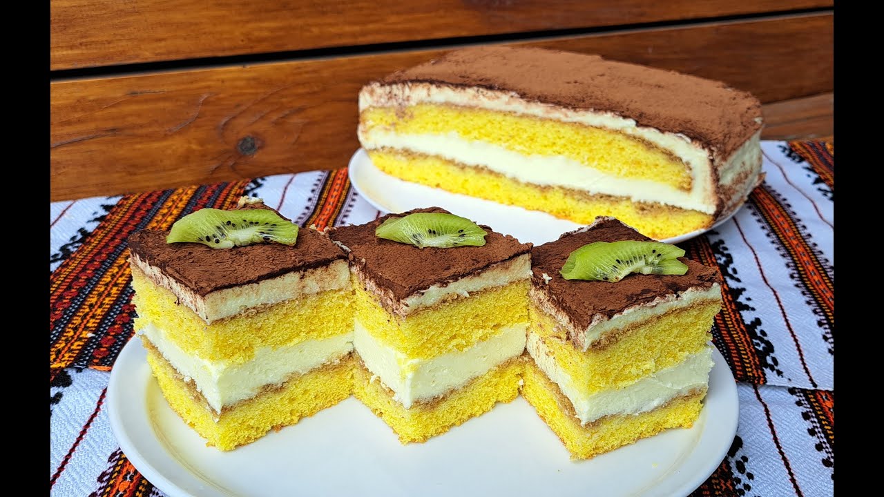 Тірамісу пляцок. Тірамісу з пухкими коржами та ніжним кремом.