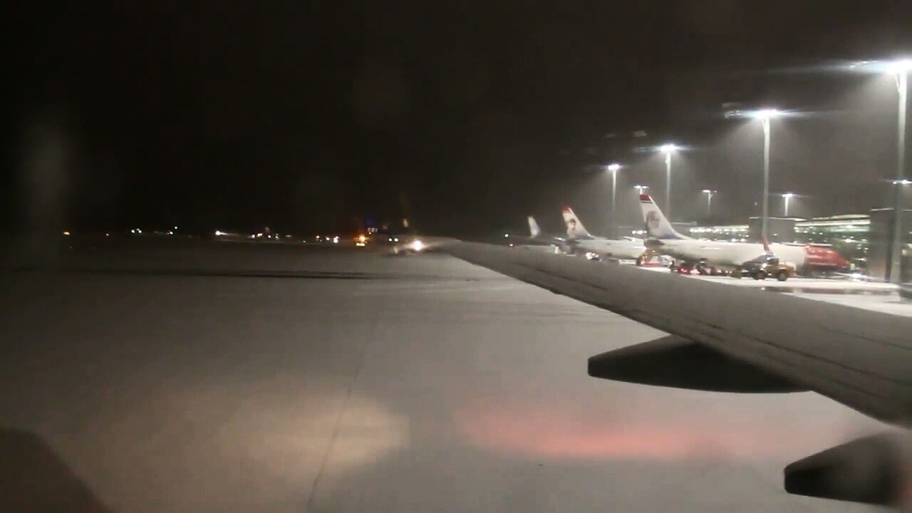 SAS Scandinavian Airlines 737-800 Oslo-Frankfurt Safety, De-ice, Takeoff & Landing
