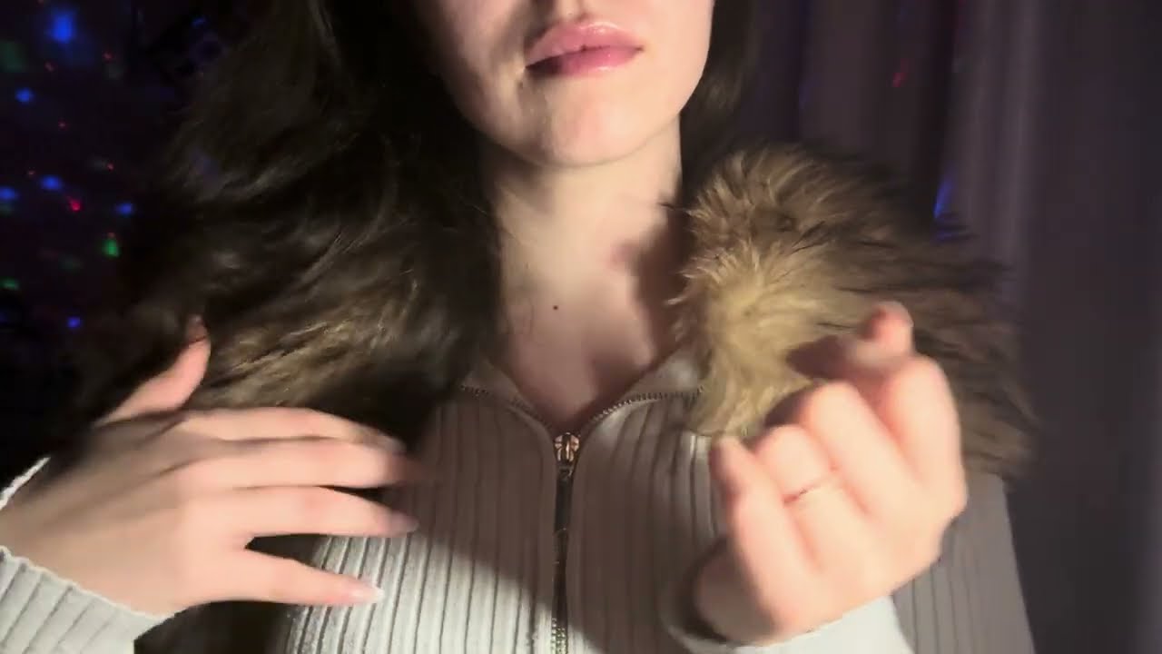 ASMR no talking fabric scratching - clothes and faux fur 🧸