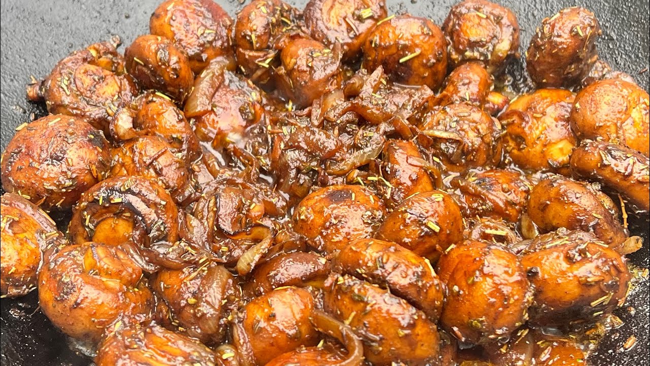 Champignons wie vom Weihnachtsmarkt / mit Knoblauchsoße