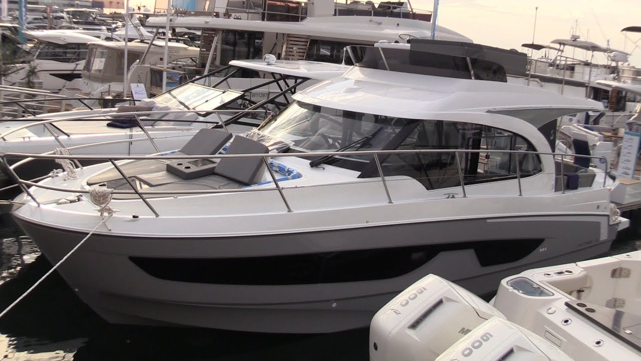 Weekend Cruiser! 2024 Beneteau Antares 11 Motor Boat Walkaround