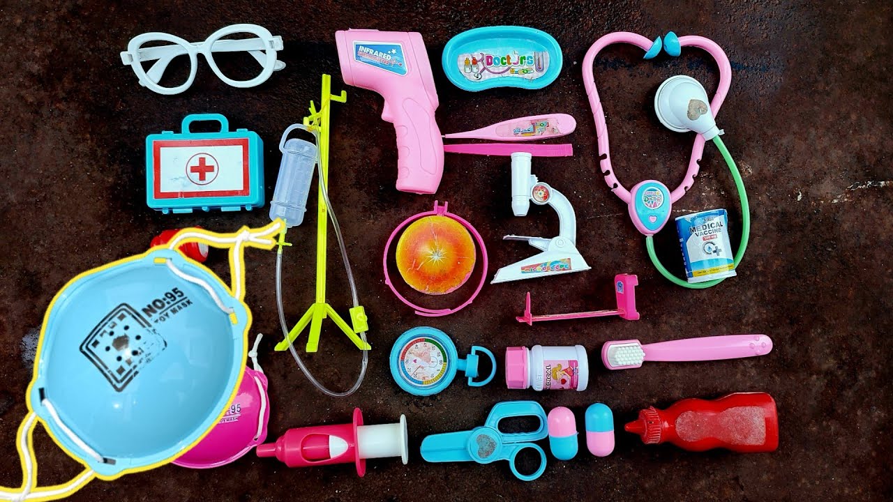 Hunting Stetoskop, Obat kapsul, Vaksin Virus, Termometer, Jarum Suntik, Mikroskop, Masker, Gunting