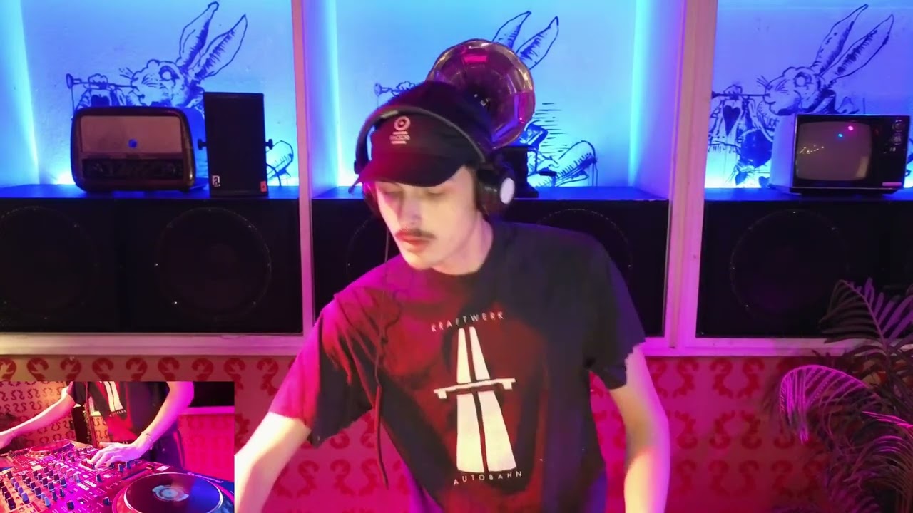 p1nklotion DJ Set @Loft [4K]