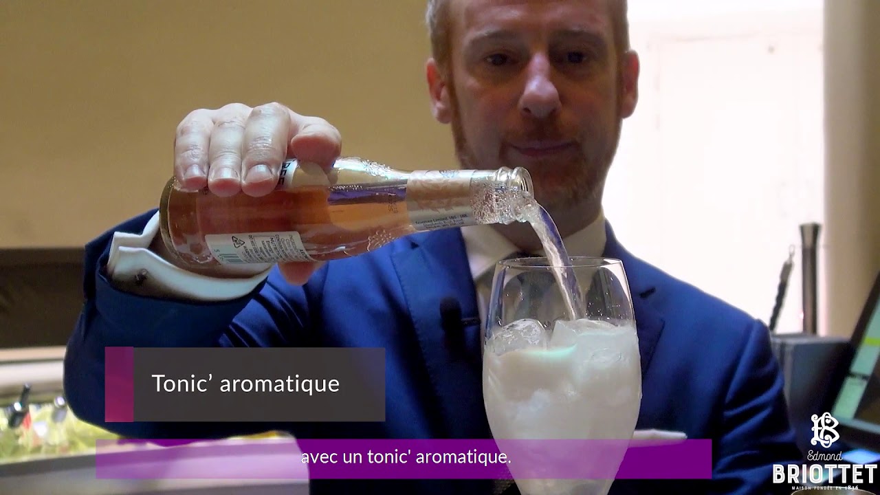Briottet - Cocktail Blooming buds avec les Liqueurs de Violette et de Rose Briottet