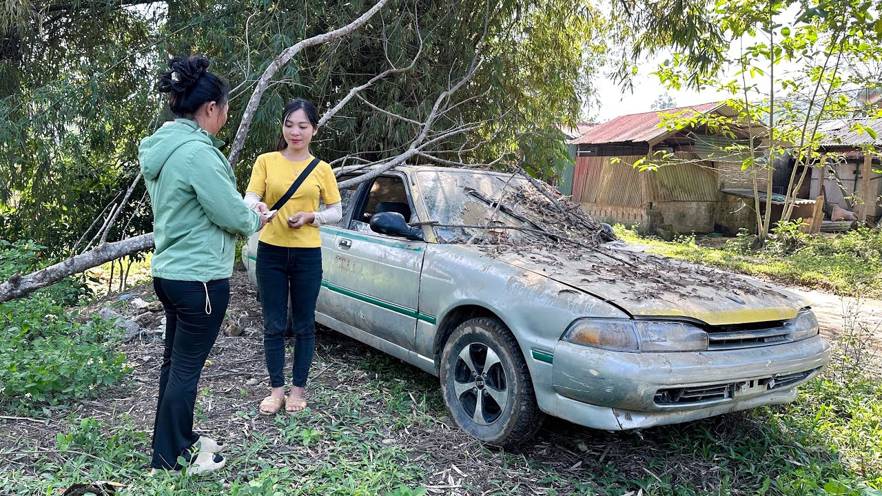 Genius Girl Restores An Aunt's Abandoned Toyota After 20 Years And Test Drives It