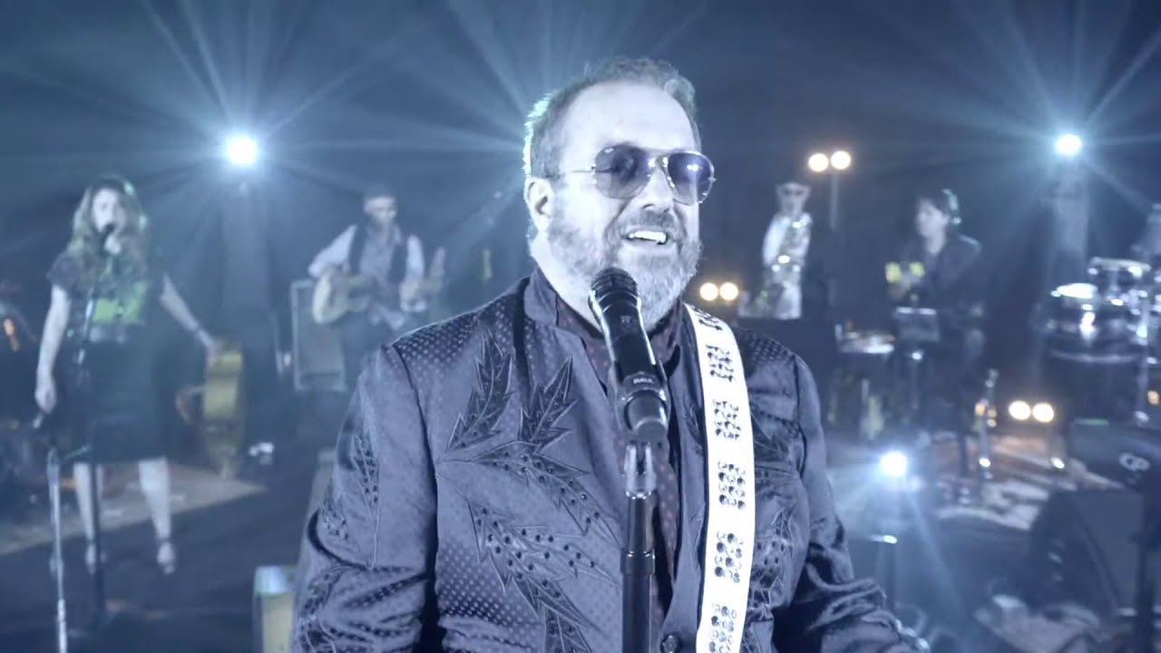 The Mavericks - Suspiro Azul (Live Stream Performance)