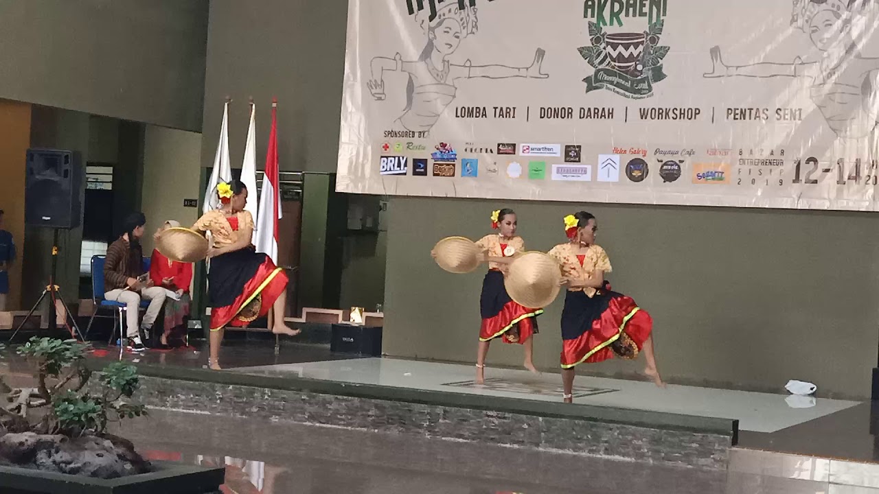 Tari Caping Pesisir Juara 1