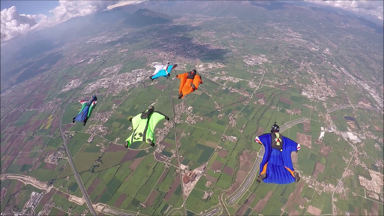 Wingsuit 2019
