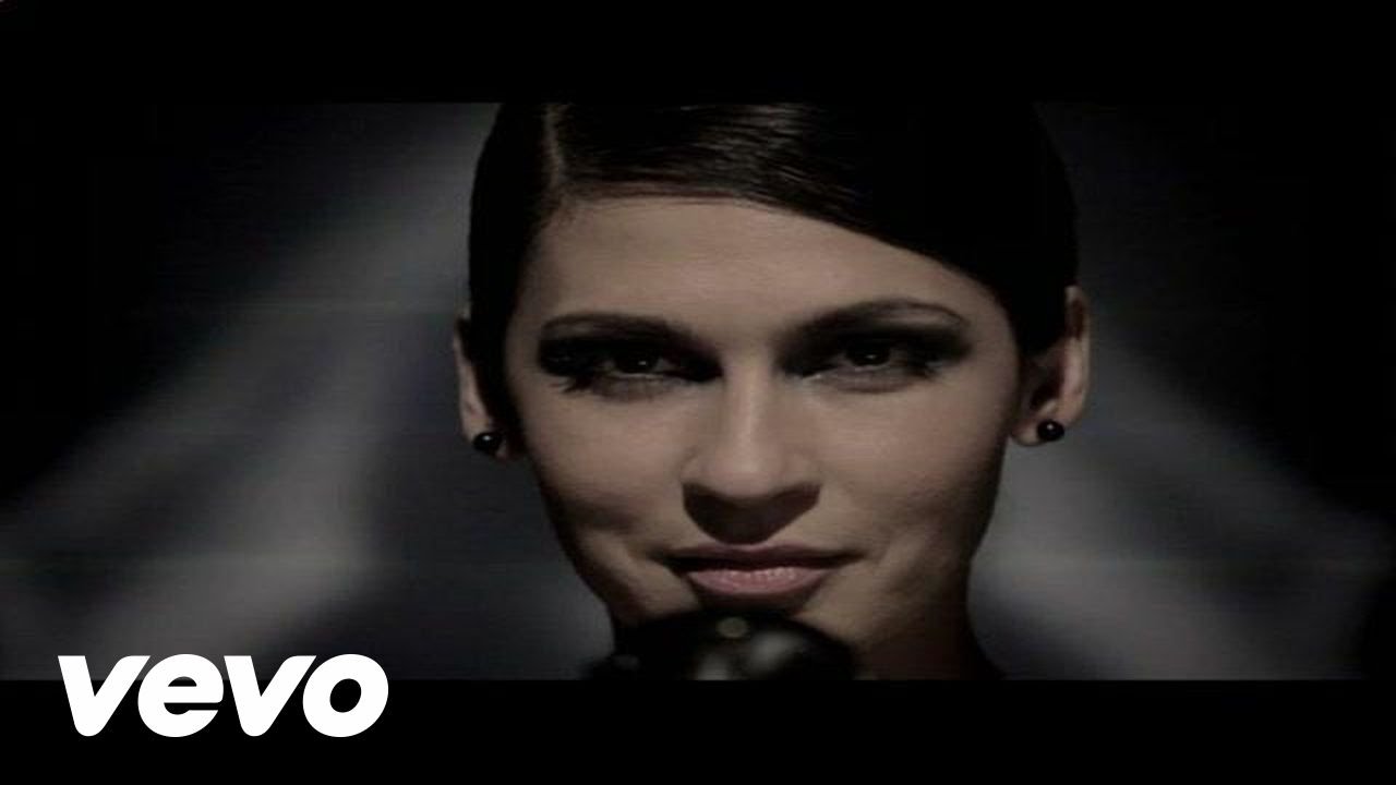 Marina de la Riva - Voy A Tatuarme / Soneto LXVI