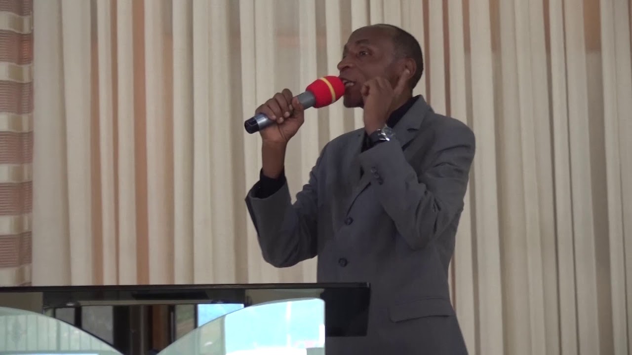 KUJYANWA KW'ITORERO HAMWE NA REV RWIBASIRA VINCENT