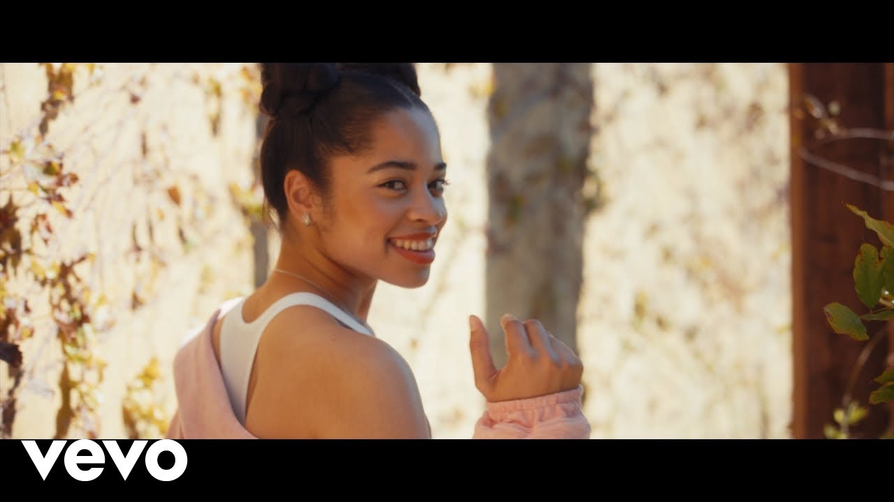 Ella Mai - Lay Up (Official Music Video)