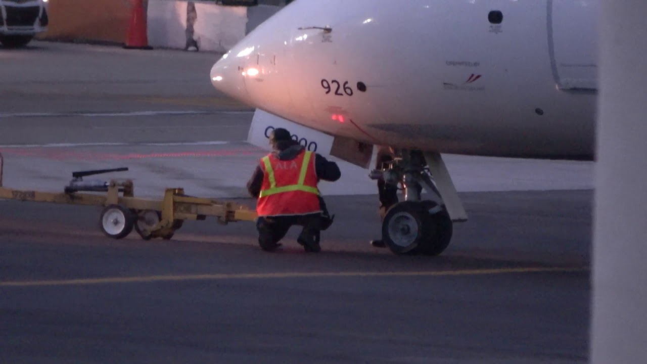 KDTW Detroit Metropolitan Airport