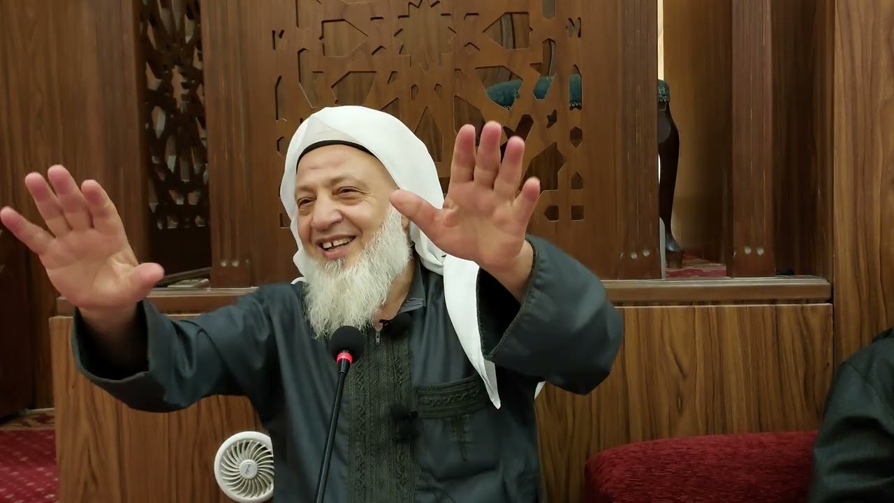 شرح الحكم العطائية - الحكمة 67:  إذا رأيت عبدا أقامه اللّه بوجود الأوراد وأدامه عليها فلا تستحقرن...