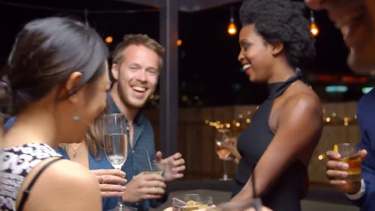 5 Signs That Nice Guy Is Actually a Jerk in Disguise