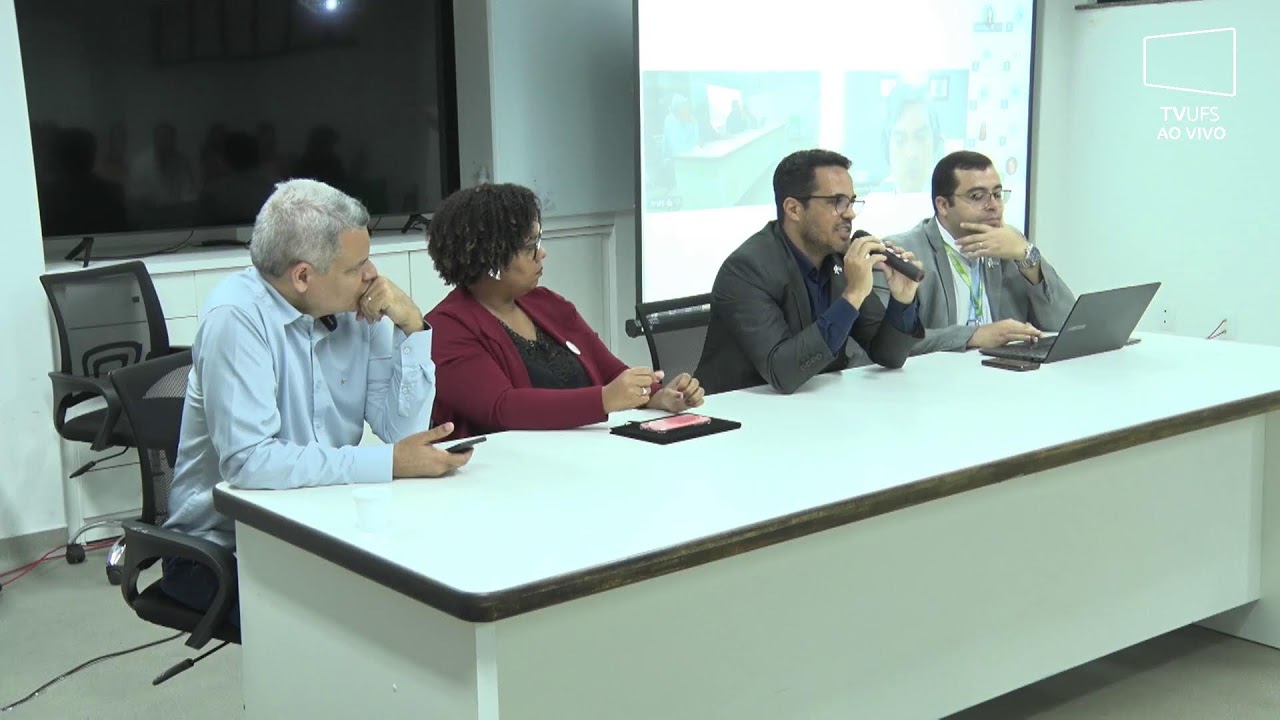 Di&aacute;logos em Rede: 1&ordm; Encontro em di&aacute;logos em rede do HU-UFS