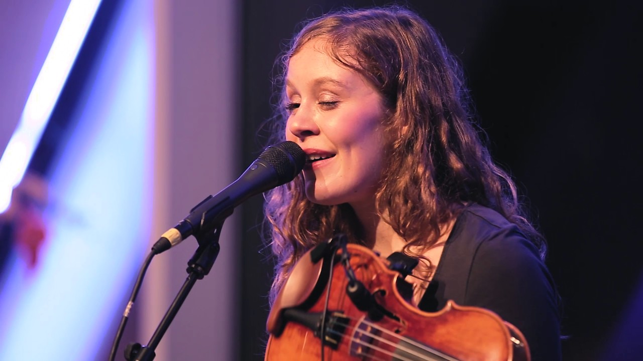 Jördis Tielsch - The Book Of Love (live @ Schokoladenmuseum, Köln)