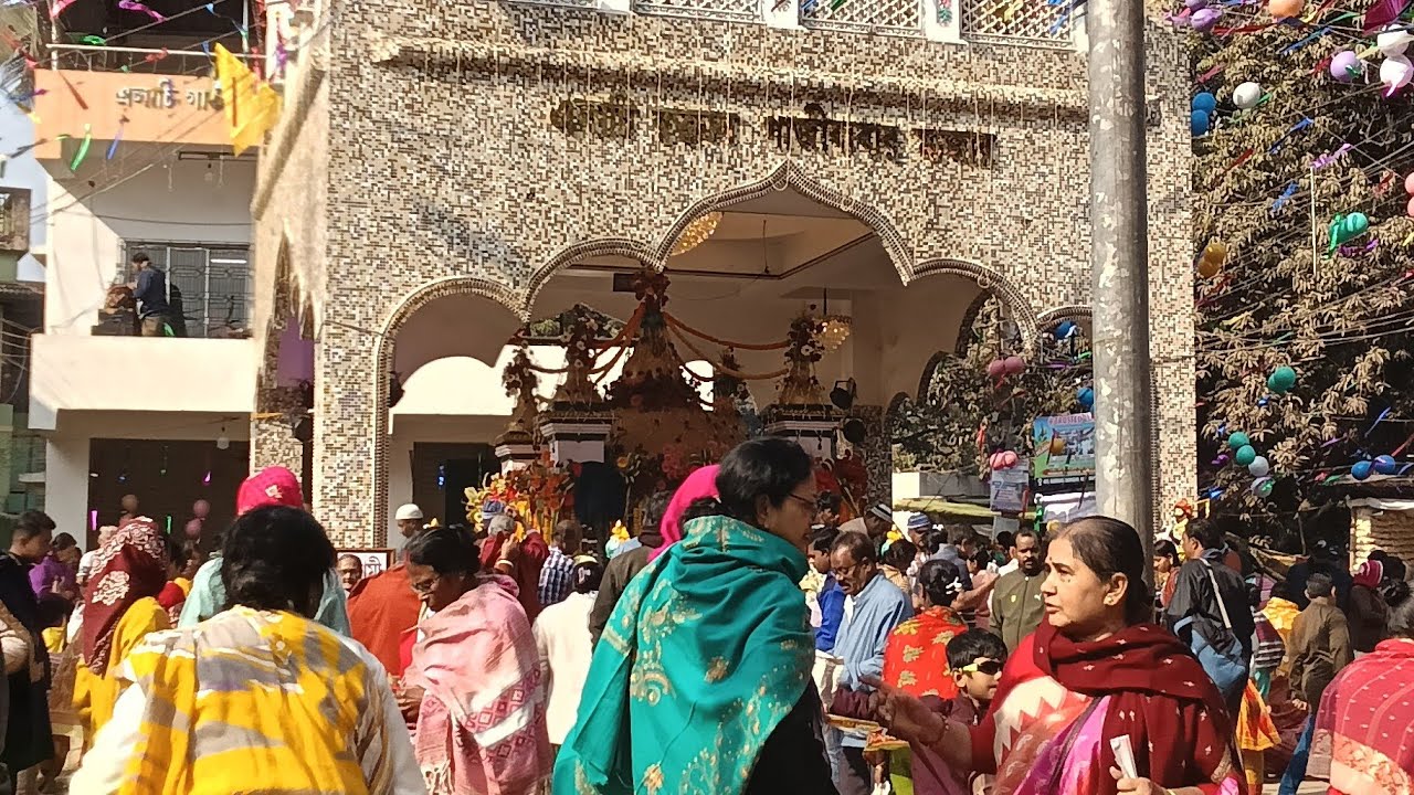 চলে এলাম রক্তম গাজীর মেলায়।। 