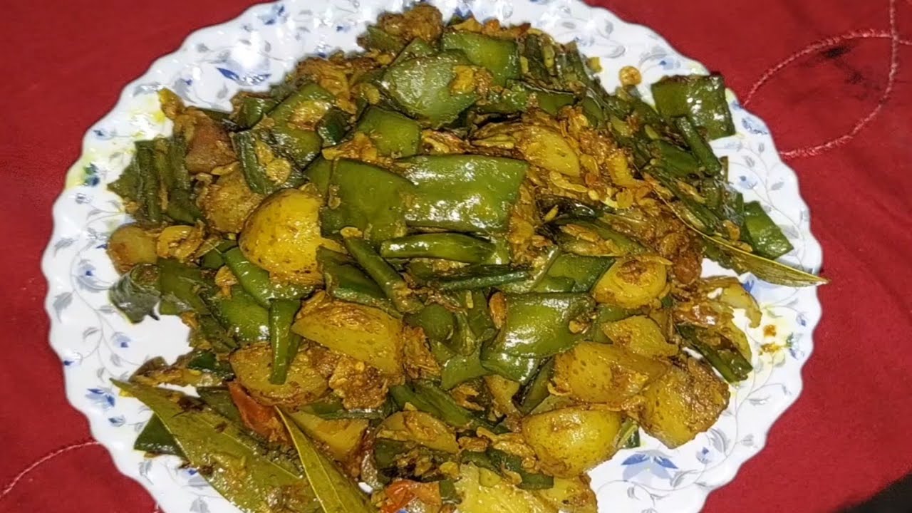 চিংড়ি শুটকি আলু সিম টমেটো দিয়ে কিভাবে ভাজি করবেন