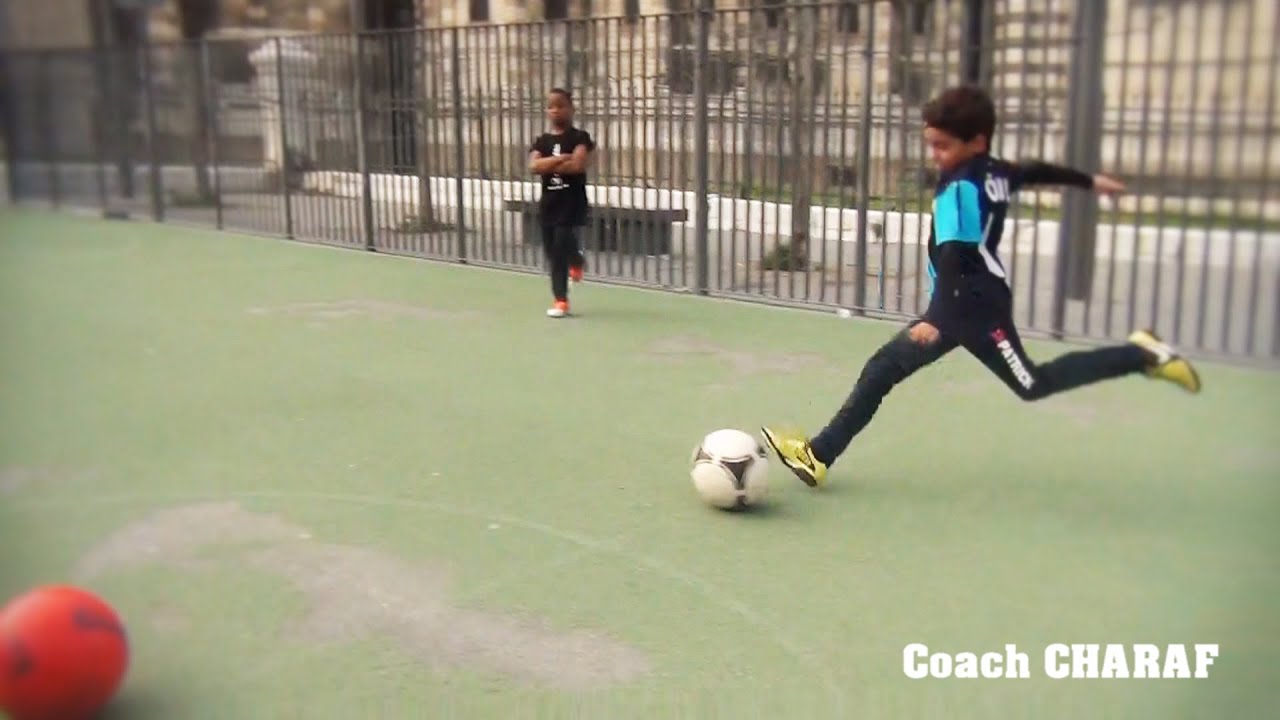 COACH CHARAF S4-EP11: dribbles et coup franc Magnifiques avec Raffaele ( explications)