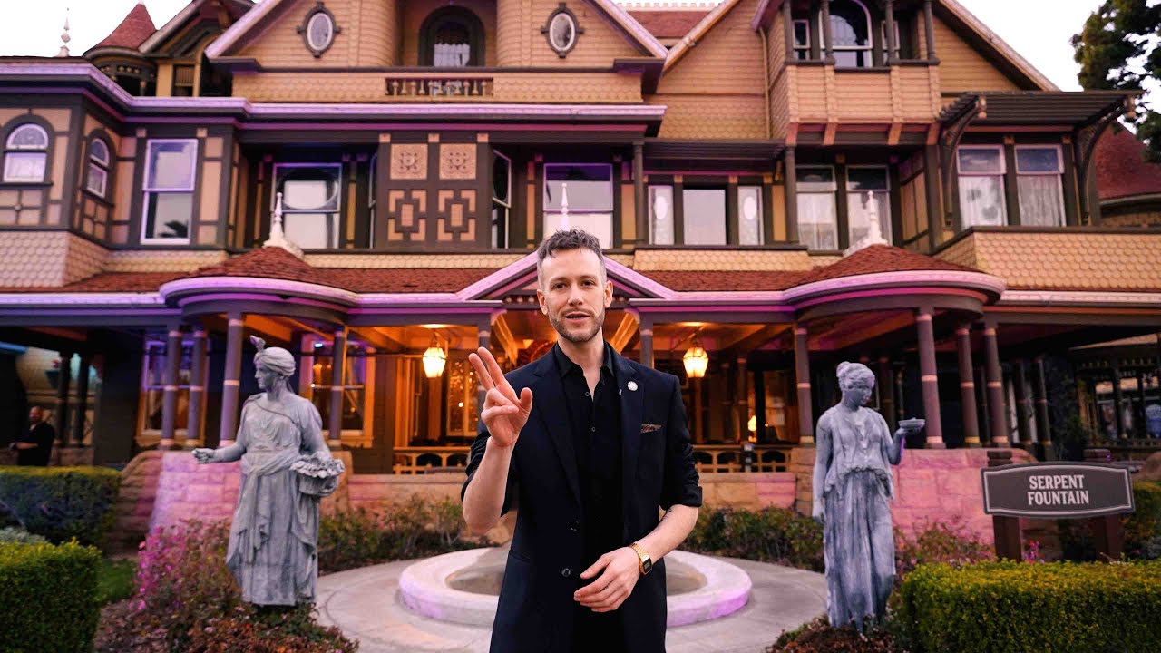 San Jose Magician Performs at Winchester Mystery House | Spencer Grey
