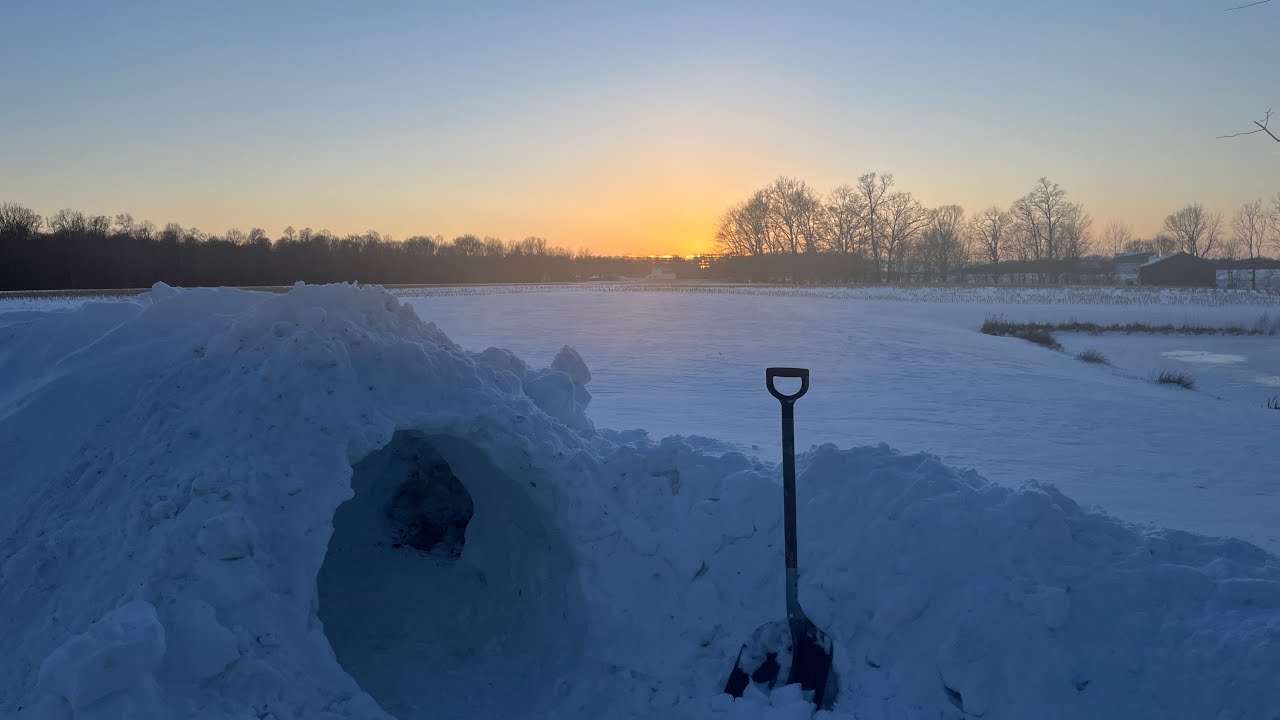Igloo with a fireplace (extreme home makeover)
