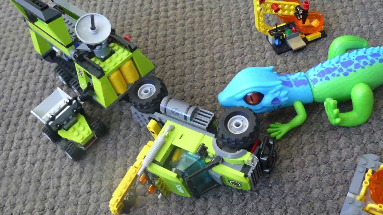 Lego Volcano Crazyness