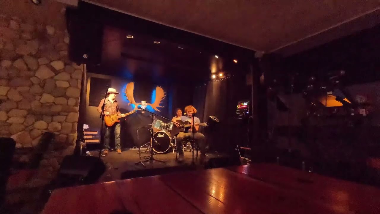 ERIE CREEK -  OPEN MIKE  #openmic #openmike #acousticguitar #covers