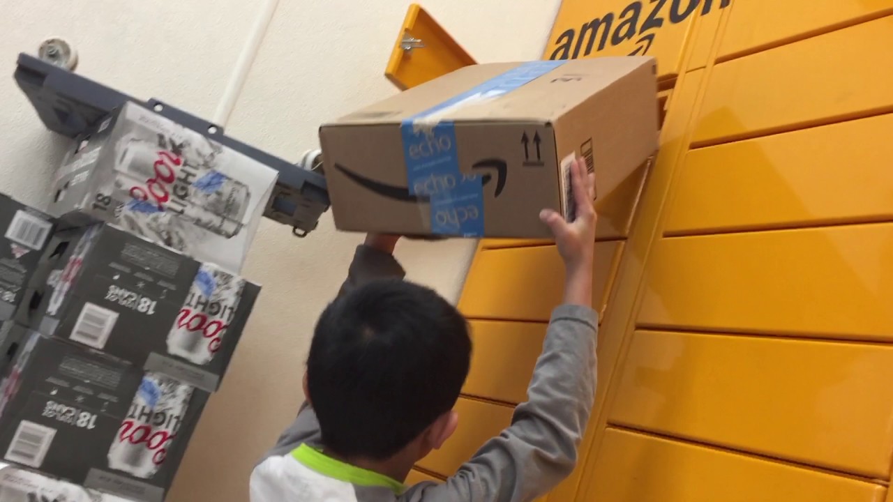 How to use an Amazon Locker: The Amazon Locker Experience