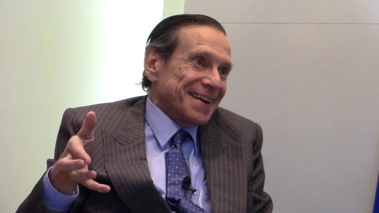 Daniel Prieto Vial conversa con el Embajador Hector Riesle - Bloque 1 de 4